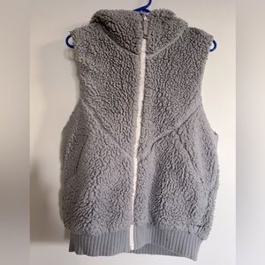 Prana gray Sherpa hoodie vest
